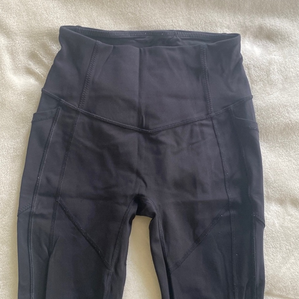 Lululemon Black Leggings with Pockets